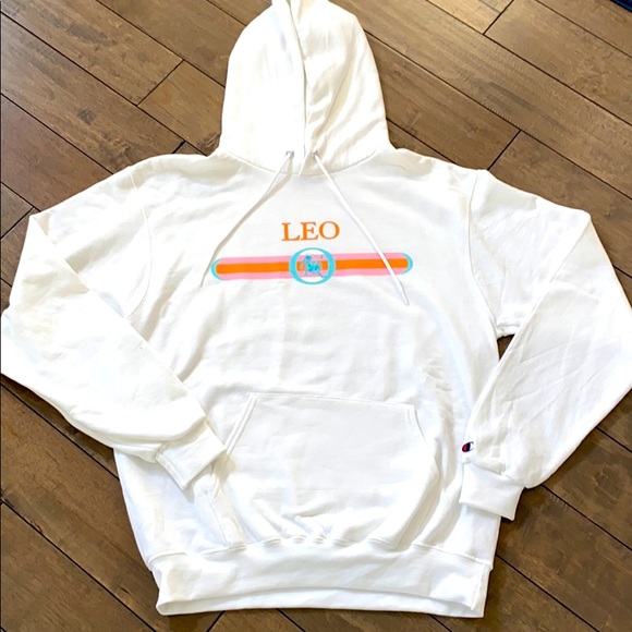 Champion Tops - Leo Sign Sweatshirt